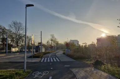 Rowerem na uczelnię? W drogę! | Aktualności | Uniwersytet WSB Merito we Wrocławiu: ścieżka rowerowa
